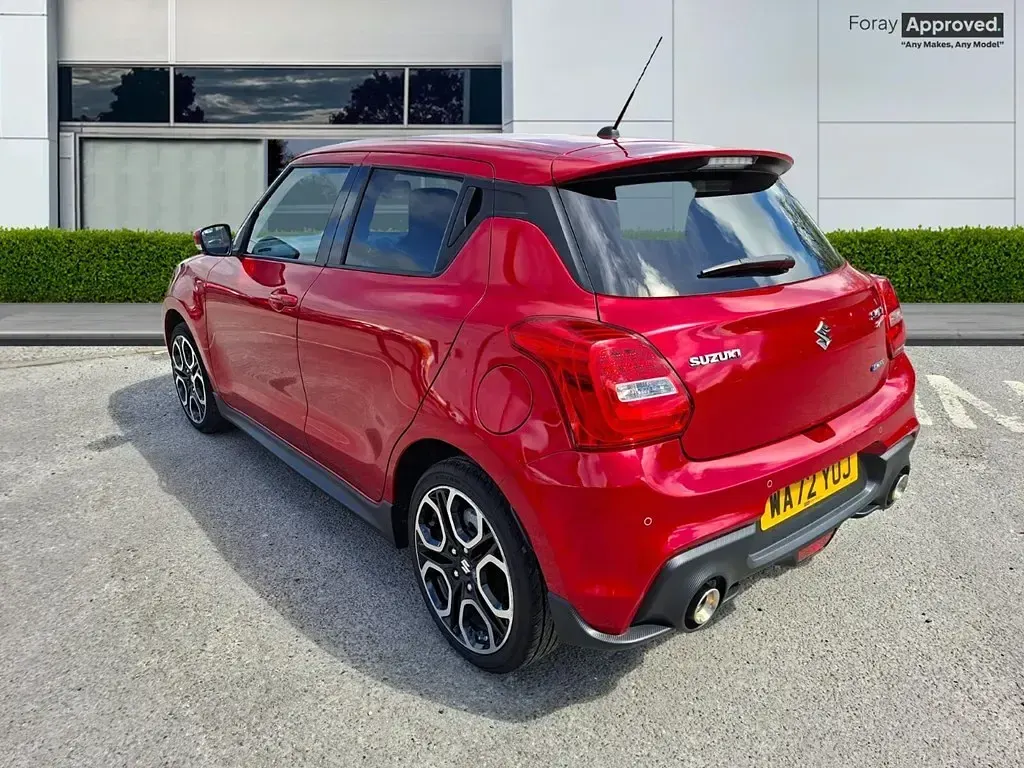 Usado Suzuki Swift Sport 129 CV (94 kW) 2022 Rojo Utilitario