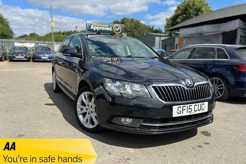 Black Used 2015 Skoda Superb SE Hatchback | £3,990 (Fair price) - Image 1/1