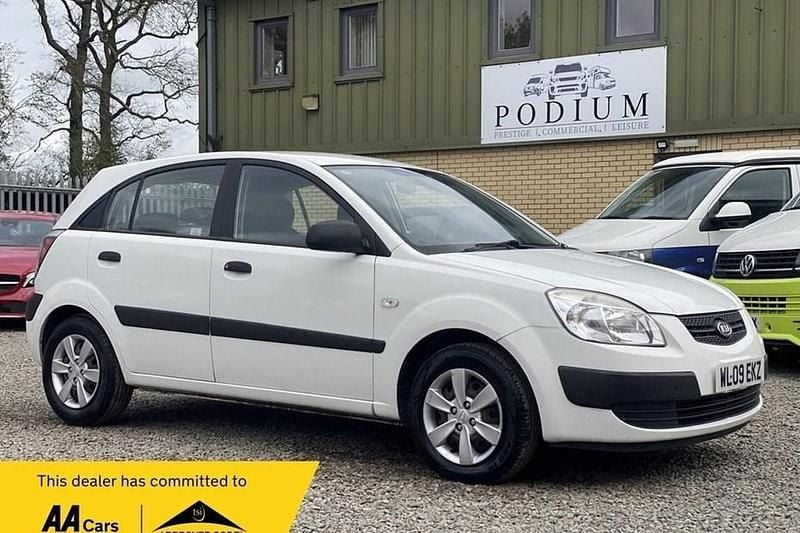 Used Kia Rio 95 HP (69 kW) 2009