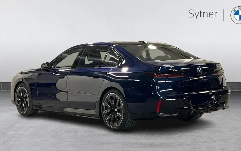 New BMW 750e M Sport 489 HP (359 kW) 2026 Sedan