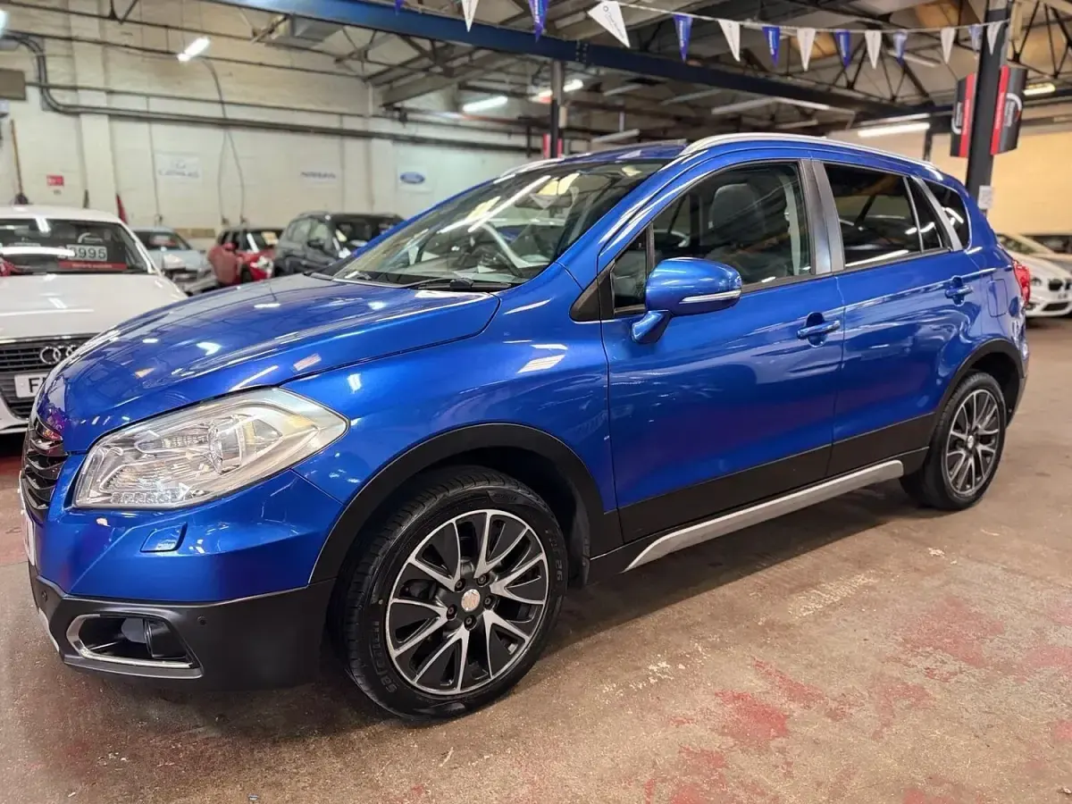 Used Suzuki SX4 S-Cross SZ5 120 HP (88 kW) 2014 Blue Hatchback