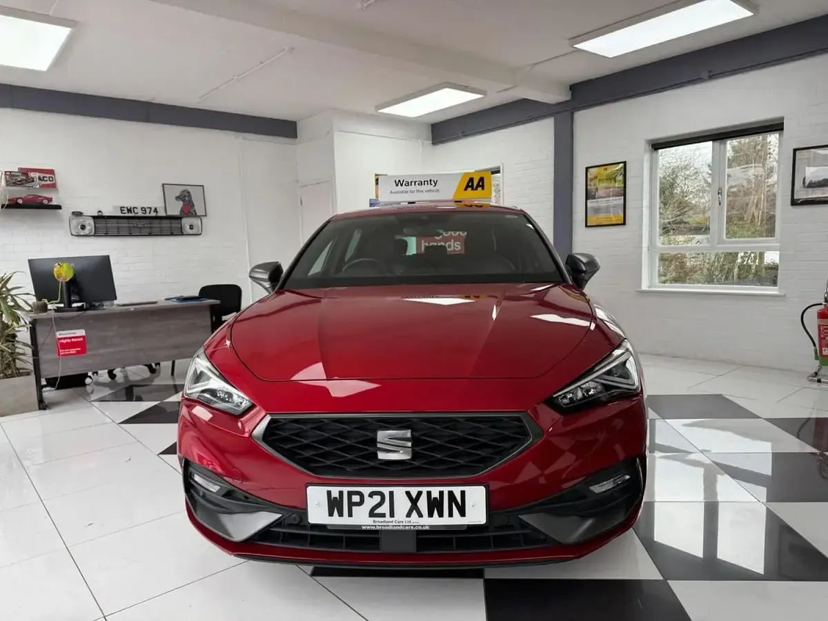 Used Seat Leon FR Sport 272 HP (200 kW) 2021 Red Hatchback
