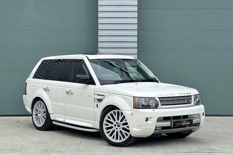 White Used 2010 Land Rover Range Rover SE SUV | £6,995 (Fair price) - Image 1/1