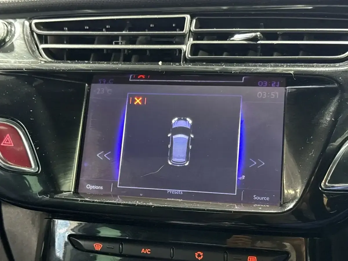 Used DS Automobiles DS3 Connected Chic 2018 White Hatchback