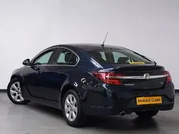 Used Vauxhall Insignia 170 HP (125 kW) 2016 Green Hatchback