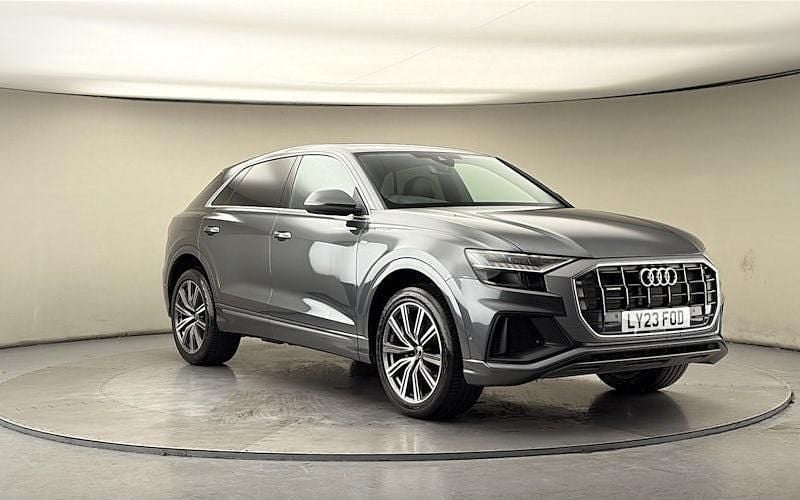 Used Audi Q8 S-Line 286 HP (210 kW) 2022 Daytona gray pearl effect/daytona gray pearl effec SUV