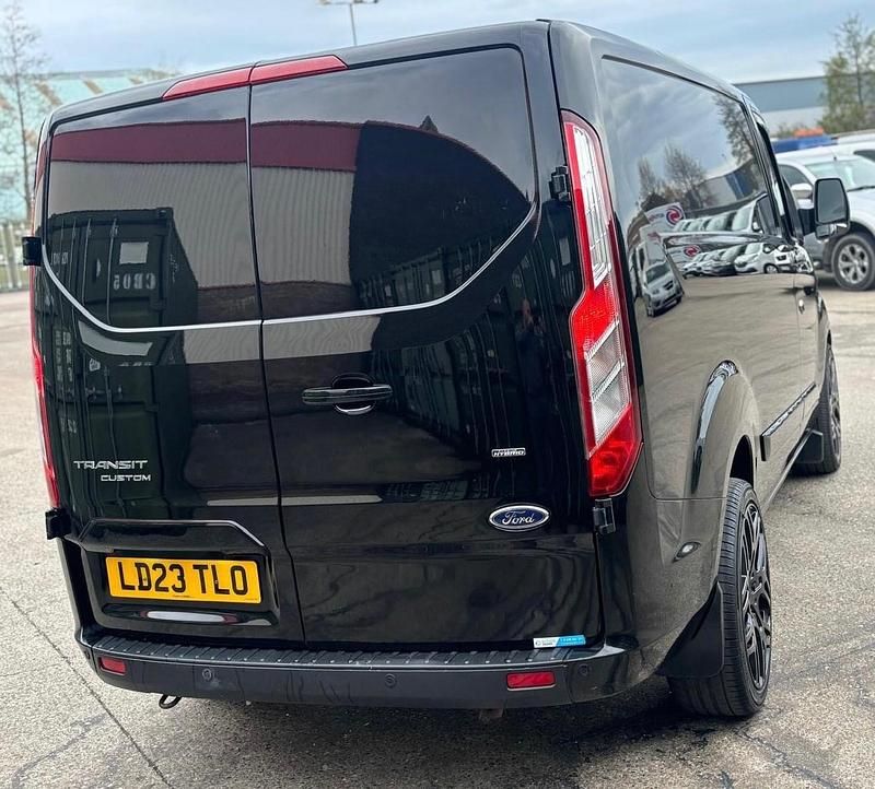 Used Ford Transit Custom 126 HP (92 kW) 2023 Black Van