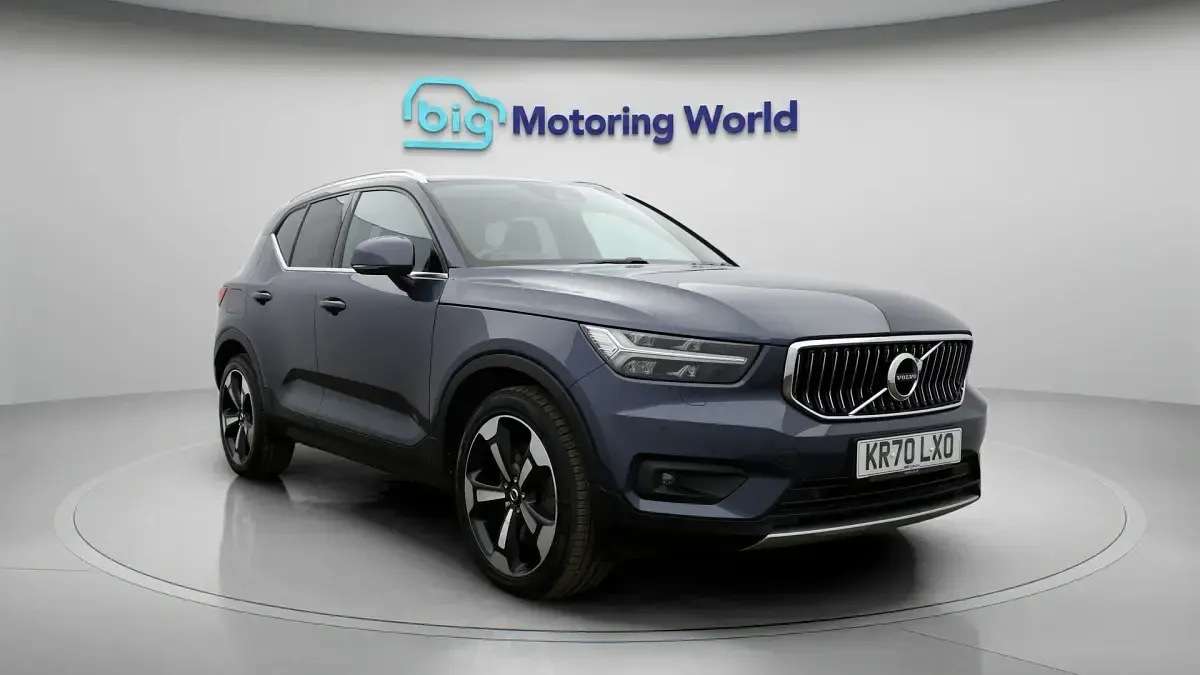 Used Volvo XC40 Inscription 211 HP (155 kW) 2020 SUV