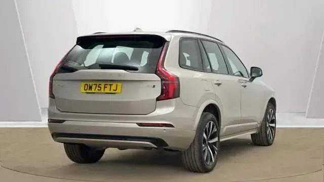 Gebraucht Volvo XC90 Plus 250 PS (183 kW) 2026 SUV