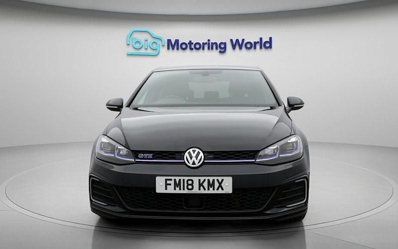 Used VW Golf VII Advance 204 HP (150 kW) 2020 Hatchback