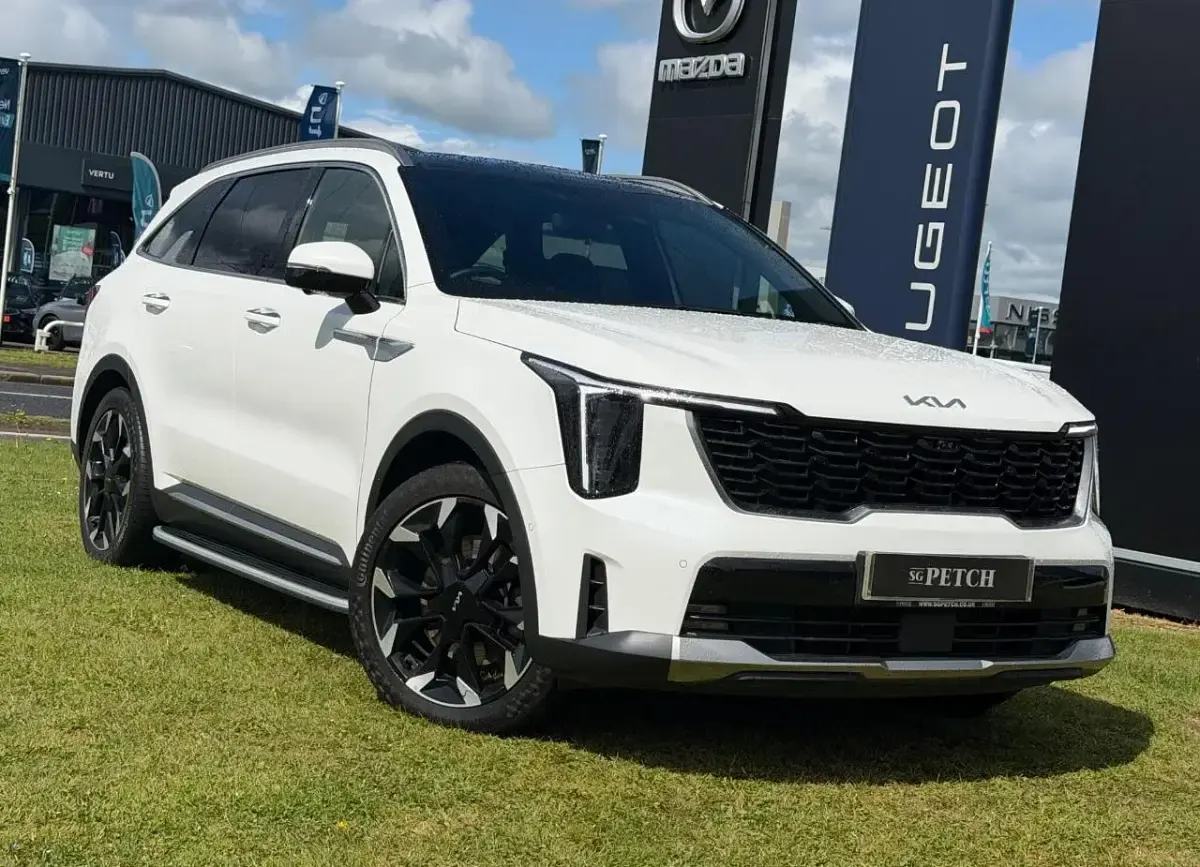 Used Kia Sorento 190 HP (139 kW) 2024 White SUV