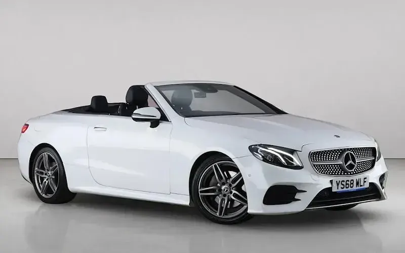 Used Mercedes E220 AMG Line Premium 194 HP (142 kW) 2018 Cabriolet