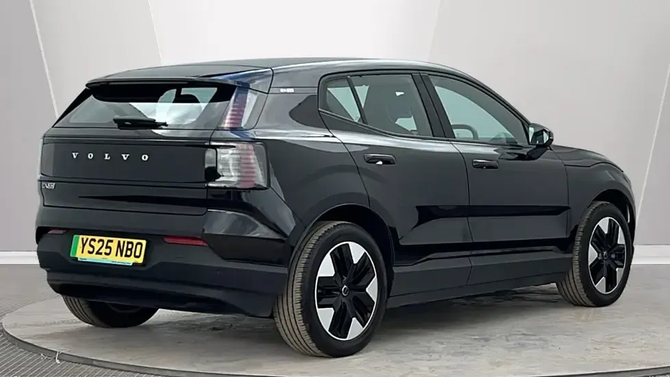 Used Volvo EX30 Core 200 kW (272 HP) 2025 Black SUV