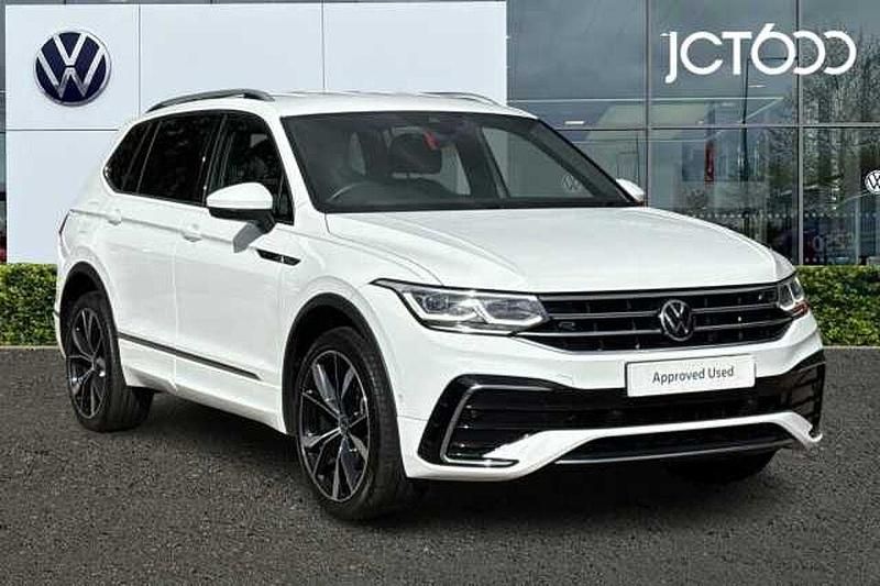 Used 2022 VW Tiguan Allspace SUV | £27,201 (A bit pricey) - Image 1/4