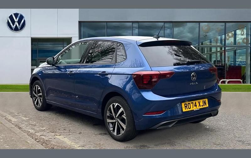 Used VW Polo Match 95 HP (69 kW) 2024 Reef blue metallic Hatchback