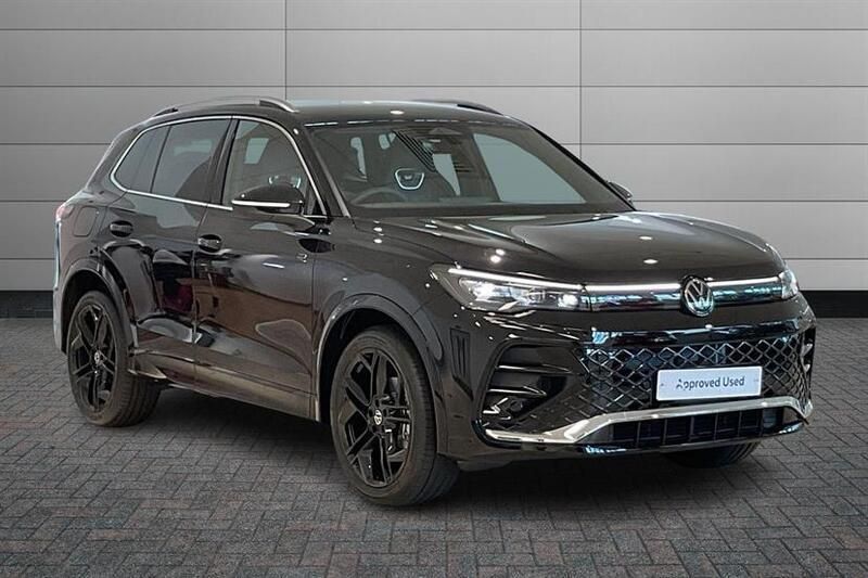 Grenadilla black Used 2025 VW Tiguan R-line SUV | £36,395 (Expensive) - Image 1/4