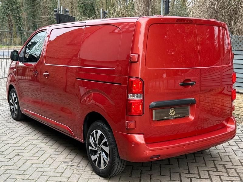 Used Citroën Dispatch 2017 Orange MPV