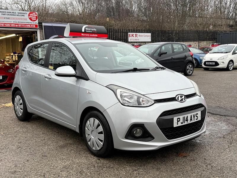 Silver Used 2014 Hyundai i10 SE Hatchback | £3,495 (Fair price) - Image 1/4
