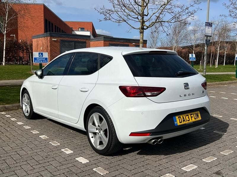 Used Seat Leon FR 180 HP (132 kW) 2013 White Hatchback