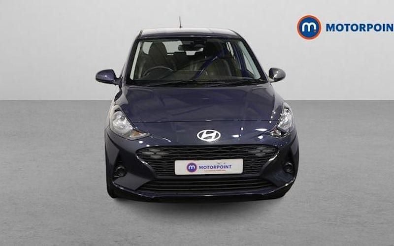 Used Hyundai i10 Advanced 79 HP (58 kW) 2025 Grey Hatchback