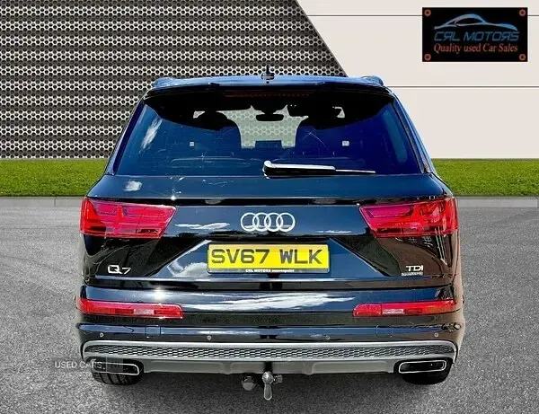 Used Audi Q7 S-Line 218 HP (160 kW) 2017 Black SUV