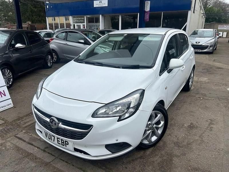 Used Vauxhall Corsa 75 HP (55 kW) 2017 White Hatchback