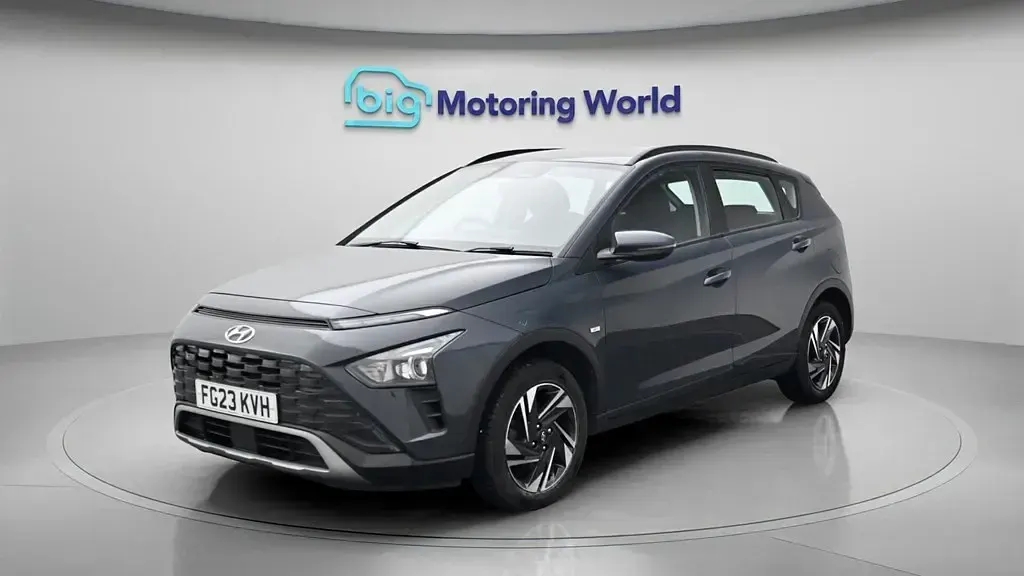 Używany Hyundai Bayon SE 100 KM (73 kW) 2023 Szary SUV