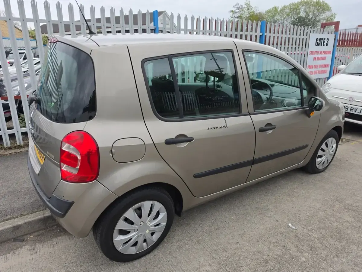 Usado Renault Grand Modus Dynamique 2008 Bege Monovolume
