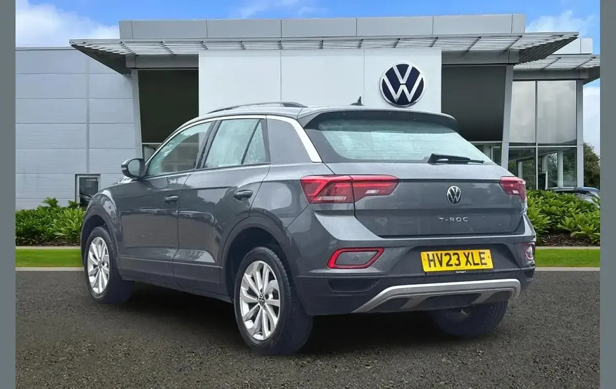 Used VW T-Roc Life 150 HP (110 kW) 2023 Grey SUV