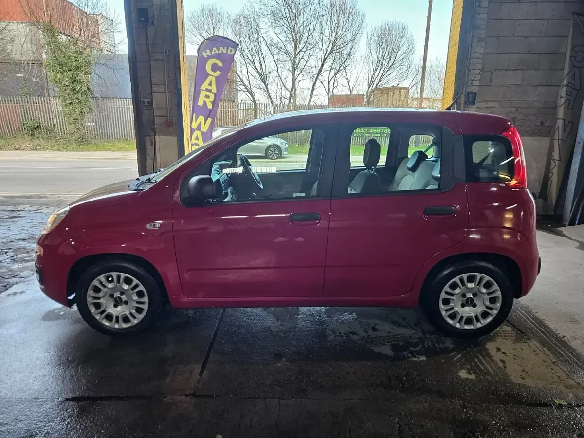 Used Fiat Panda Easy 69 HP (50 kW) 2014 Red Hatchback