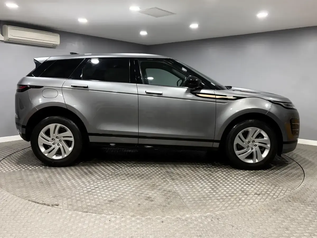 Usado Land Rover Range Rover evoque R-Dynamic 2022 Gris SUV