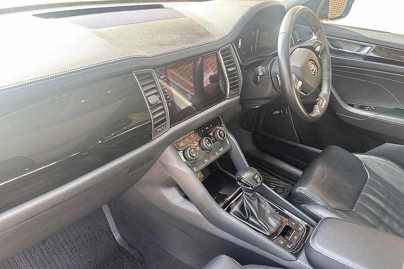 Used Skoda Kodiaq LAURIN & KLEMENT 196 HP (144 kW) 2022 Black magic pearl effect SUV