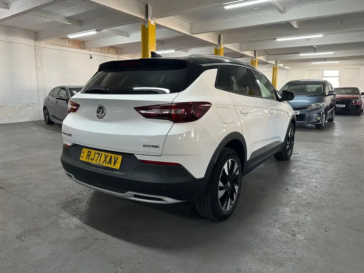 Used Vauxhall Grandland X Edition 2022 White SUV