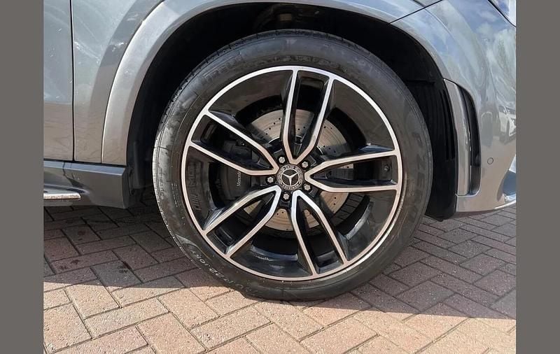 Used Mercedes GLE400 AMG line 325 HP (239 kW) 2023 Grey SUV