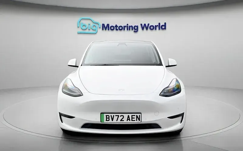 Used Tesla Model Y Long Range AWD 286 kW (389 HP) 2025 SUV