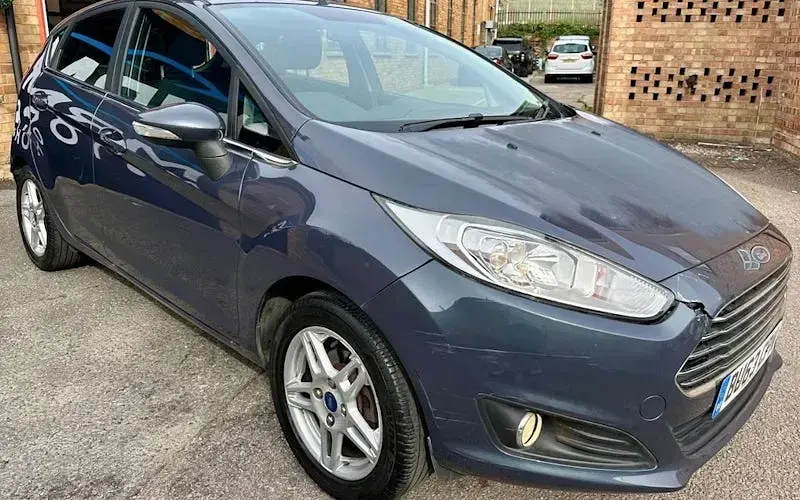 Used Ford Fiesta Zetec 75 HP (55 kW) 2017 Hatchback