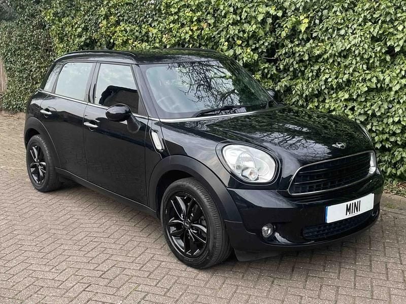 Used Mini Cooper Countryman 122 HP (89 kW) 2016 Black SUV