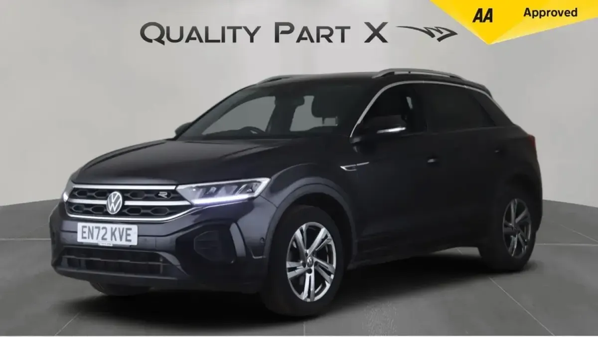 Usado VW T-Roc R-line 150 CV (110 kW) 2023 Negro SUV