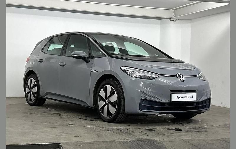 Grey Used 2022 VW ID.3 Pure Hatchback | £12,995 (Good price) - Image 1/4