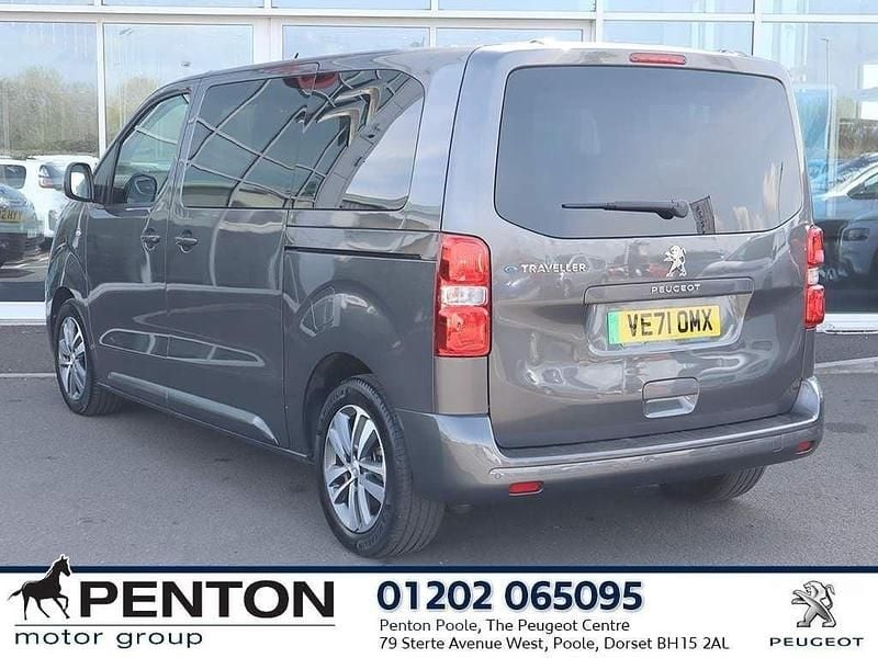 Used Peugeot e-Traveller Active 100 kW (136 HP) 2022 Grey MPV