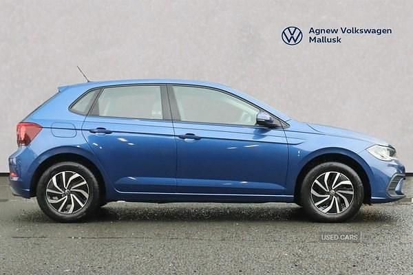 Used VW Polo Life 95 HP (69 kW) 2022 Blue Hatchback