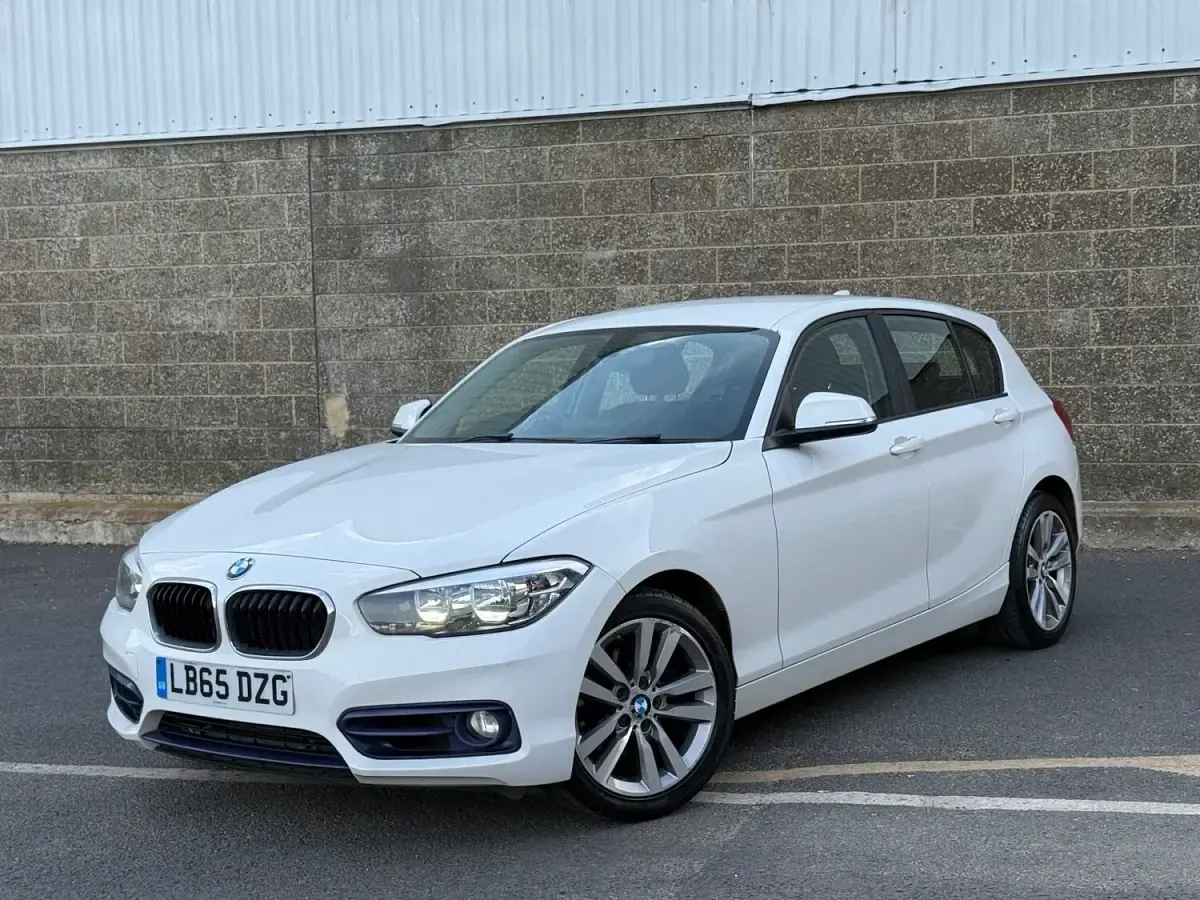 Usado BMW 120 Sport Line 2016 Blanco Utilitario