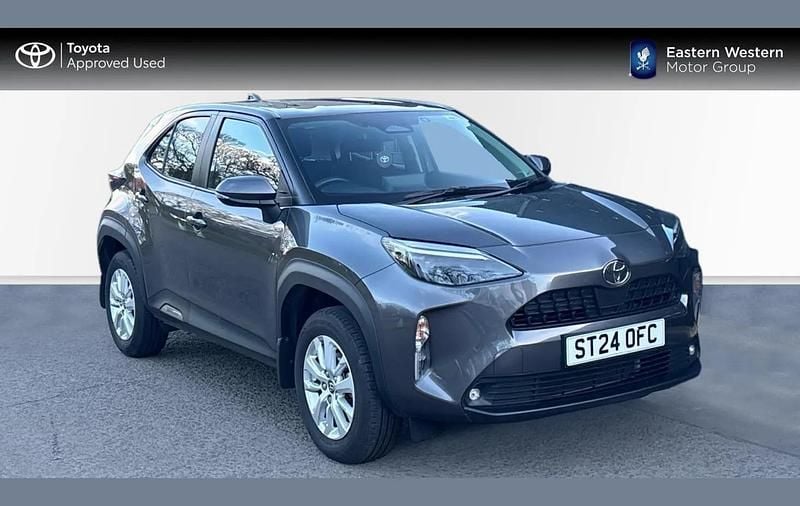 Used Toyota Yaris Cross 113 HP (83 kW) 2024 Grey SUV