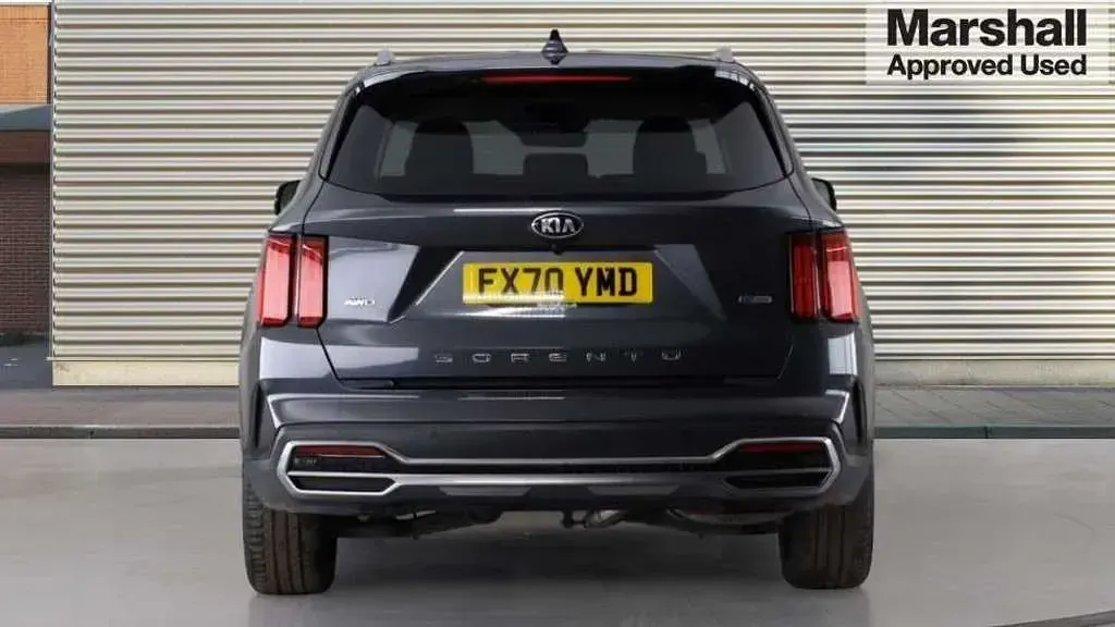 Used Kia Sorento 226 HP (166 kW) 2020 Grey SUV
