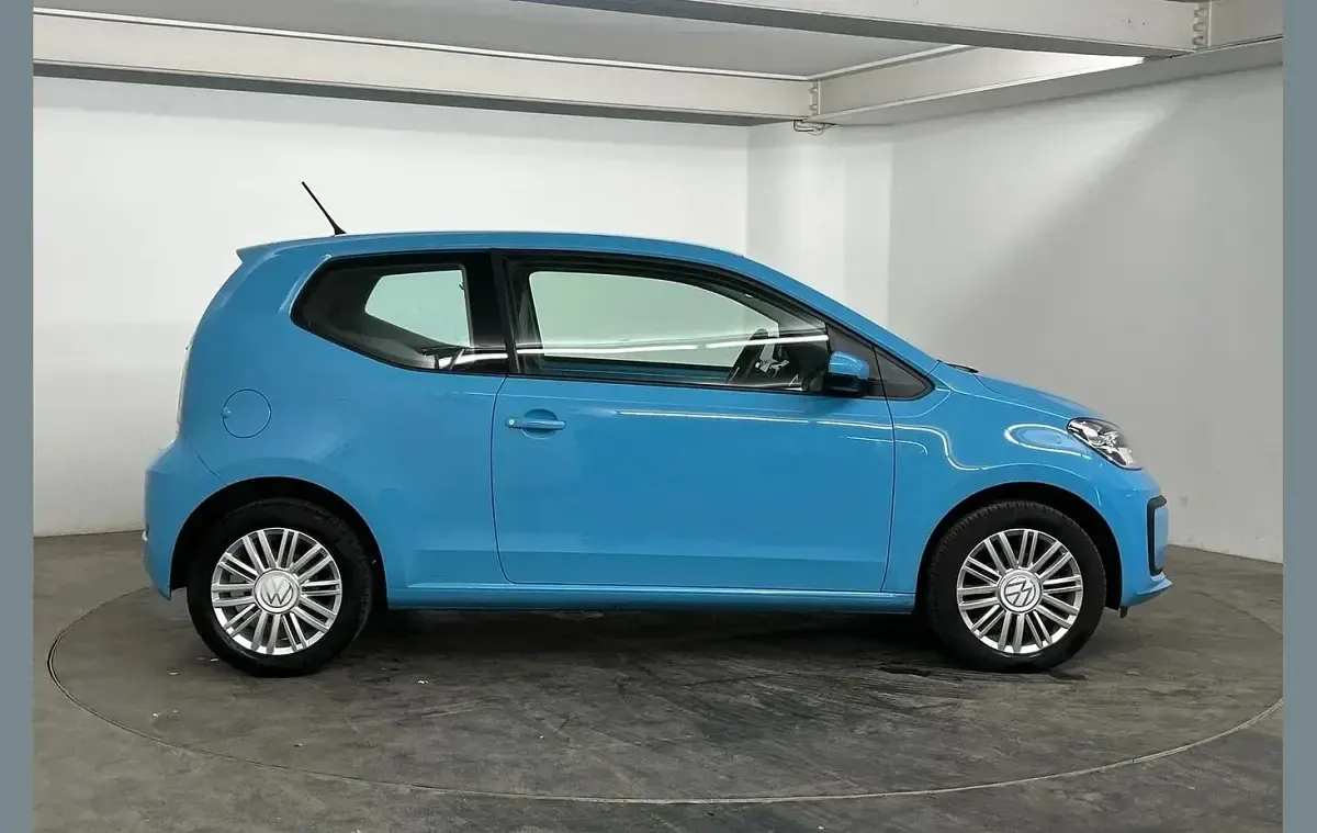 Używany VW up! 65 KM (47 kW) 2023 Niebieski Hatchback