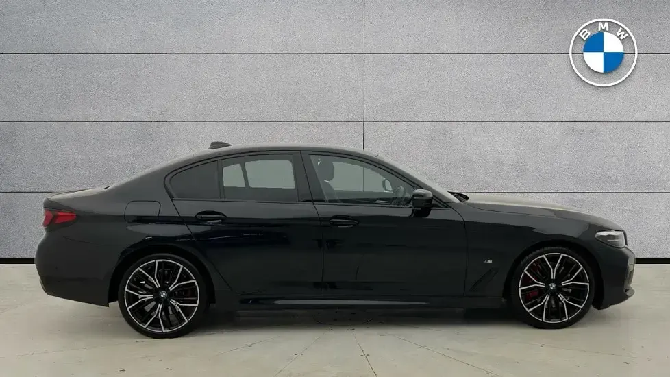 Used BMW 530 M Sport 286 HP (210 kW) 2022 Black Sedan