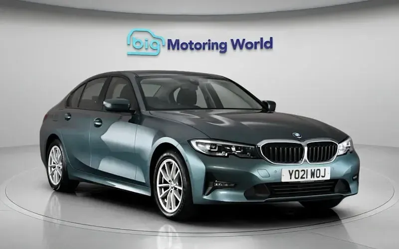 Used BMW 318 150 HP (110 kW) 2021 Blue Sedan