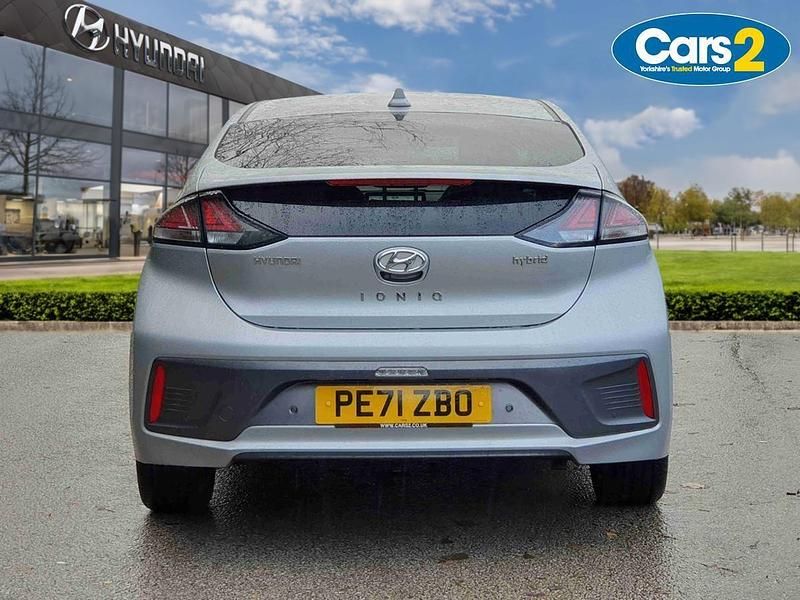 Used Hyundai Ioniq Premium SE 139 HP (102 kW) 2021 Silver Hatchback