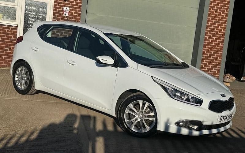 Used Kia Ceed 128 HP (94 kW) 2015 Hatchback