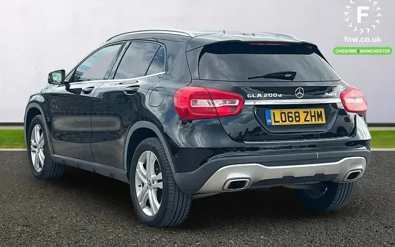 Used Mercedes GLA200 Executive 136 HP (100 kW) 2018 Black SUV